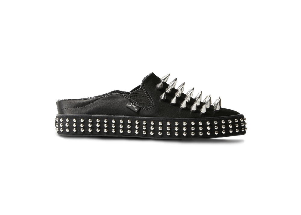 STUDDED MULE