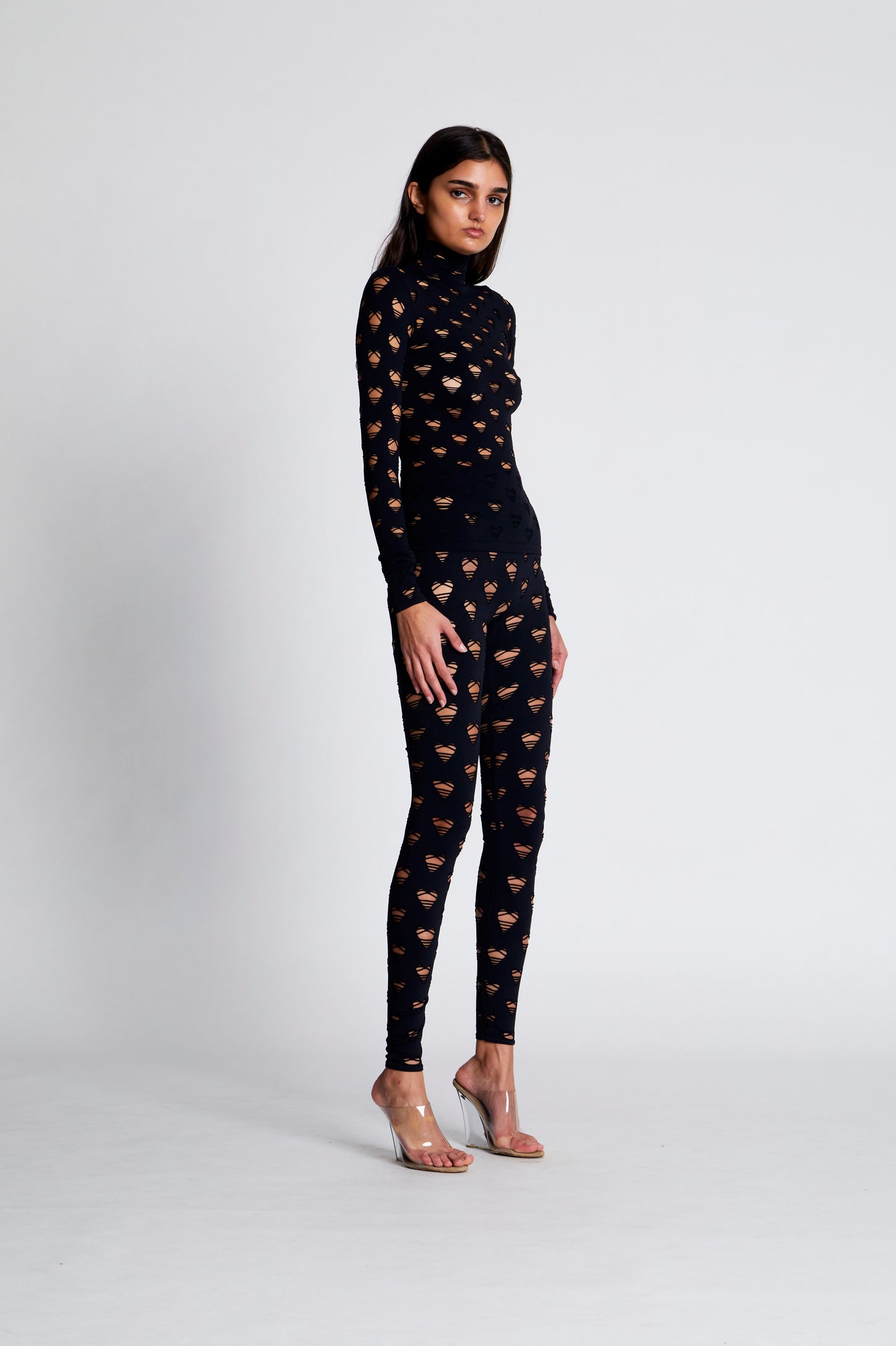 PERFORATED HEART LEGGINGS