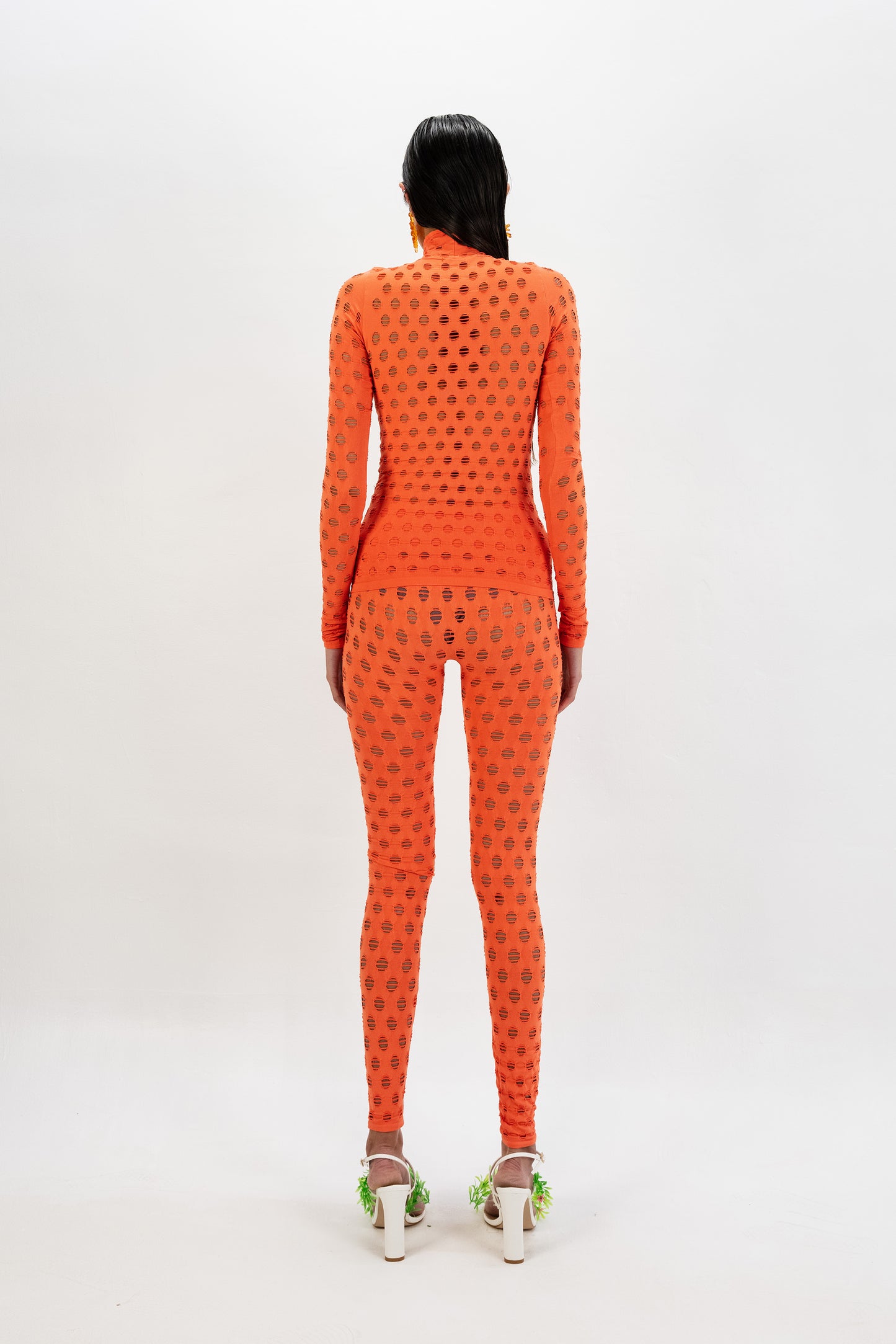 PERFORATED TURTLENECK
