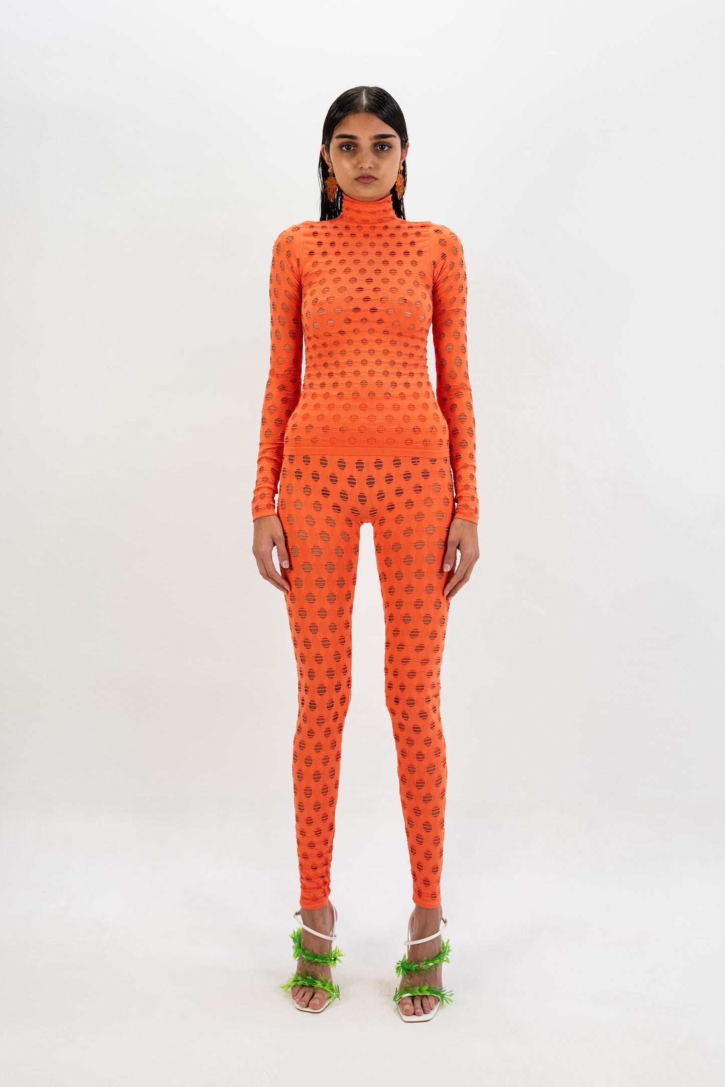 PERFORATED TURTLENECK