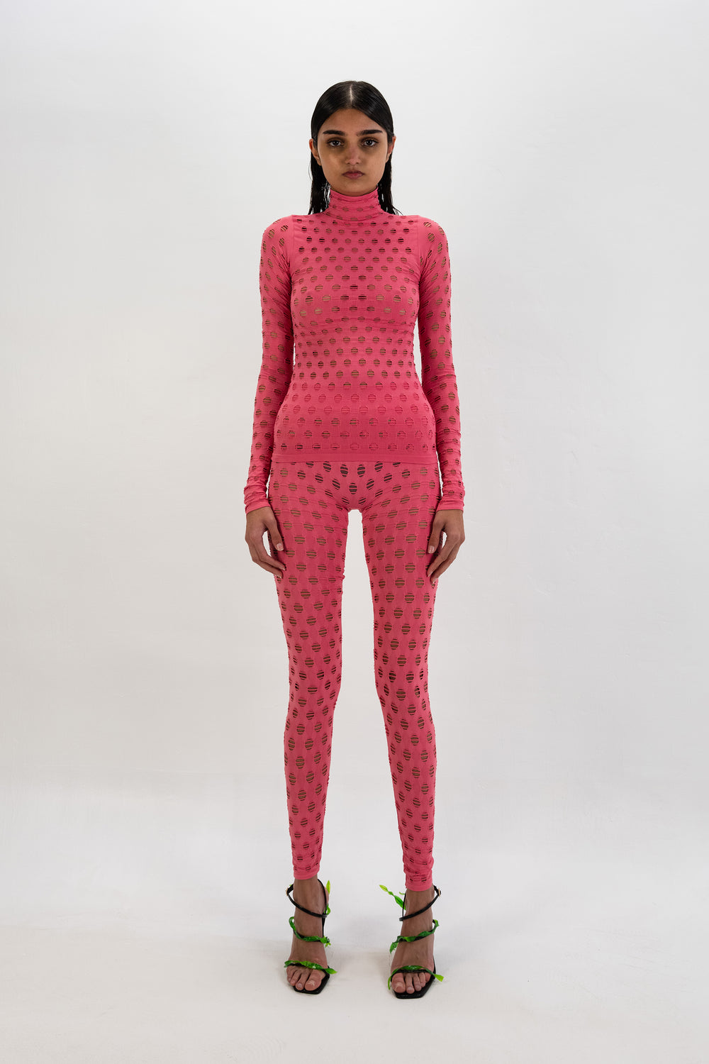 PERFORATED TURTLENECK