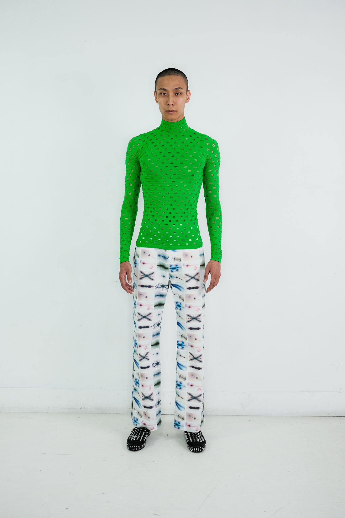 PERFORATED TURTLENECK