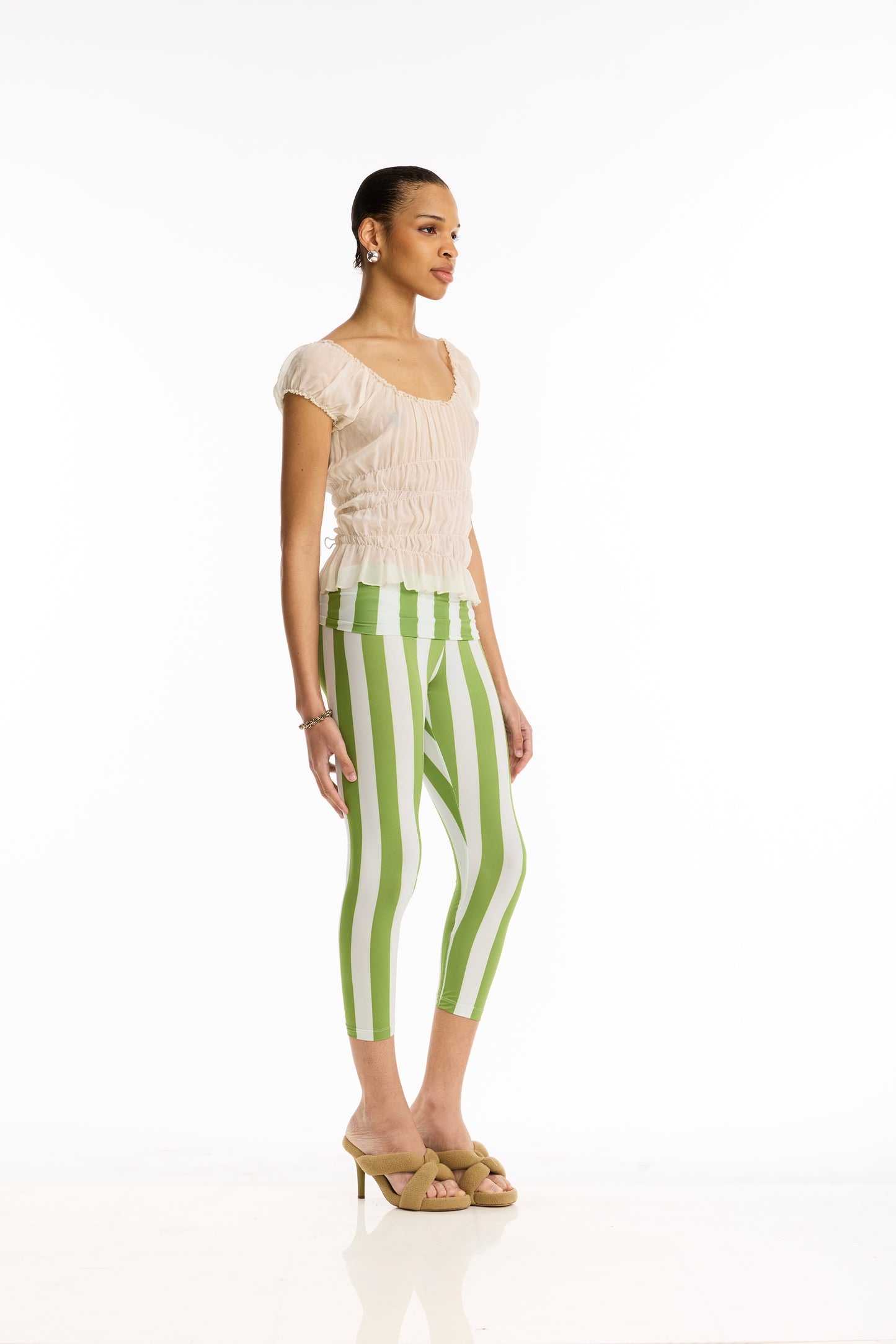 BODY SHOP CAPRIS