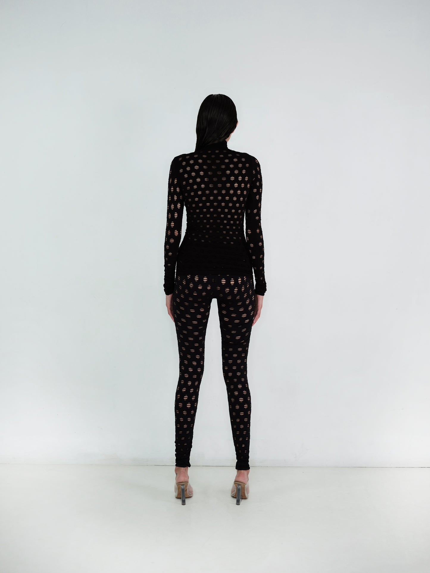 PERFORATED TURTLENECK